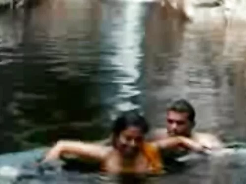 كبير الثدي سمراء كس  ...