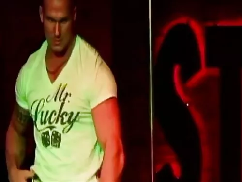 احذر ، إنه افلام سكس ...